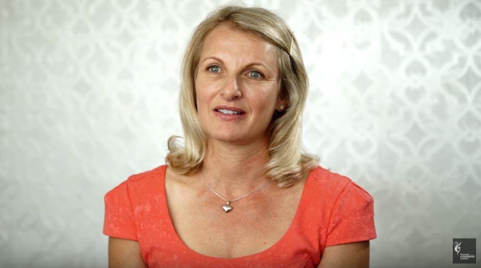 Pretty lady talking about her wrinkle treatment