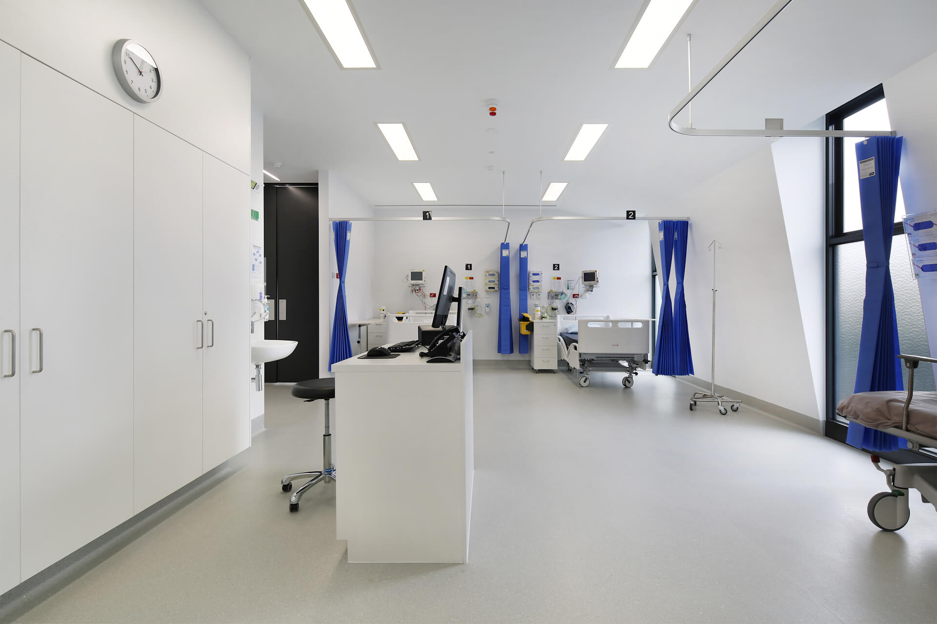 VCI Day Surgery recovery room