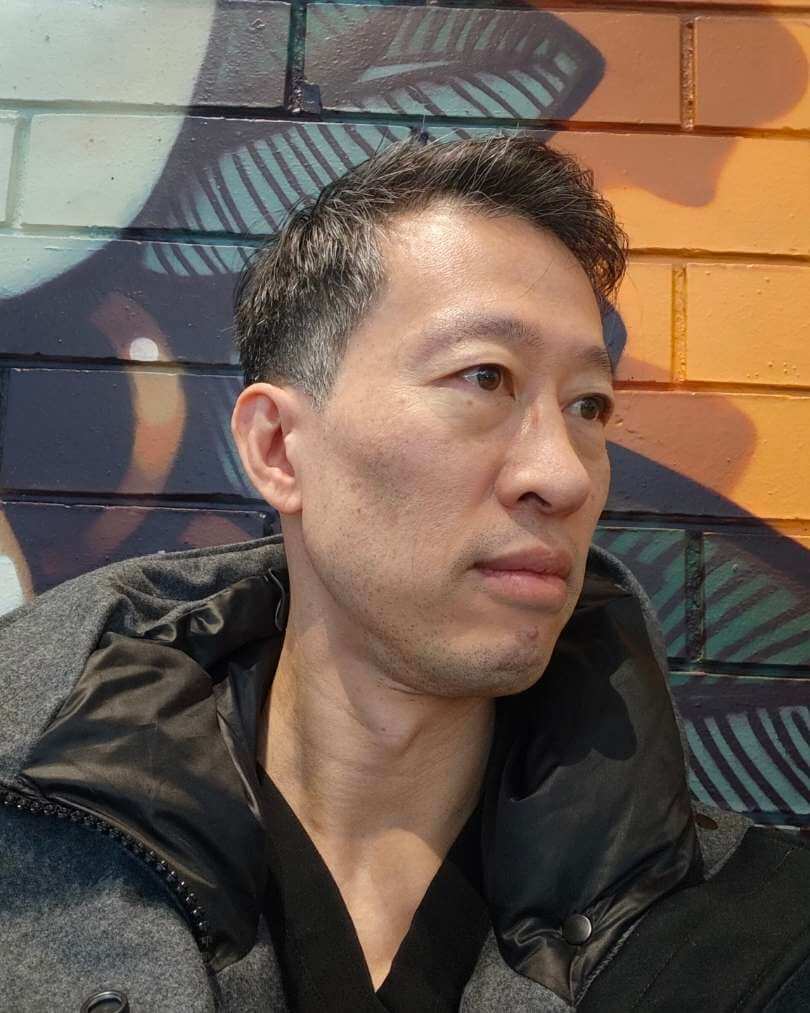 Dr. Gavin Chan right side face AI cosmetics industry blog